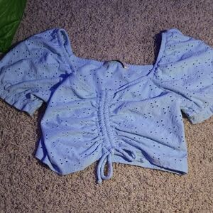 Kohl's Blue Puff Sleeve Crop Blouse